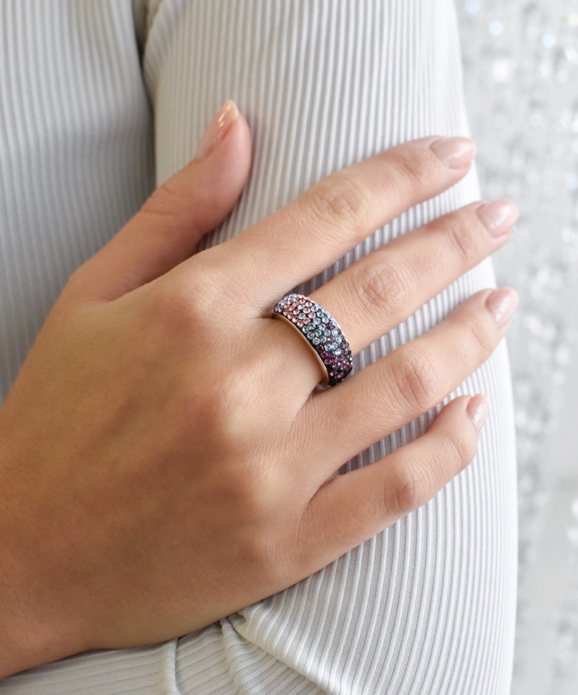 Strieborný prsteň s krištáľmi Swarovski mix farieb fialový 35027.3