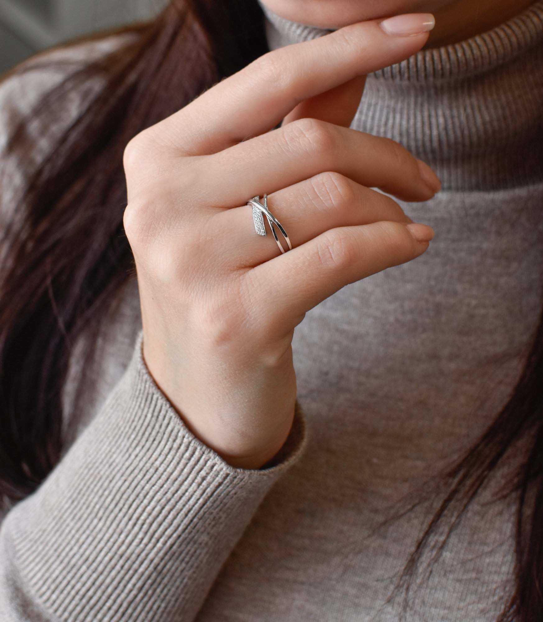 Strieborný prsteň so zirkónmi biely 885026.1