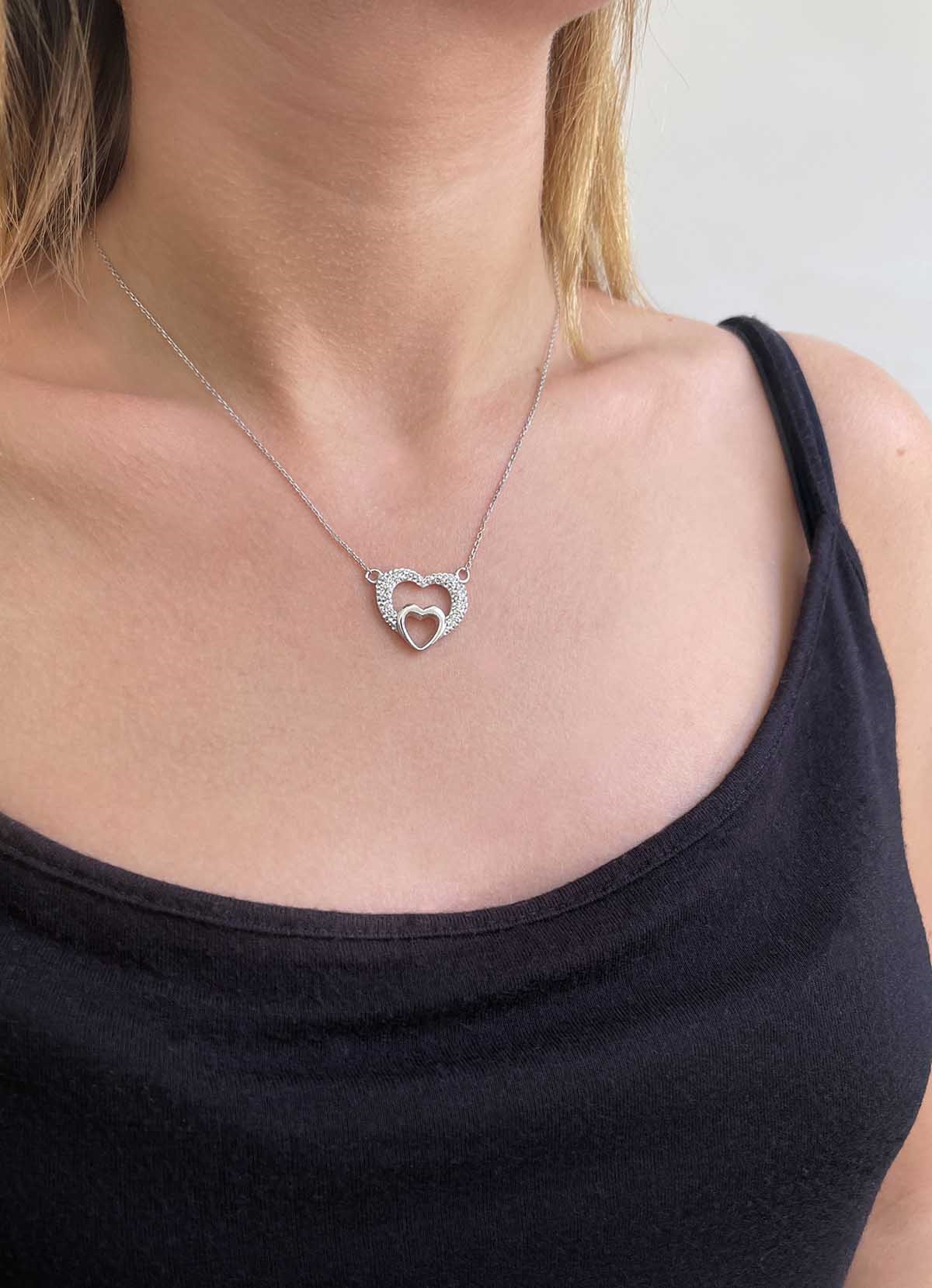 Strieborný náhrdelník s krištáľmi Swarovski biele srdce 32032.1